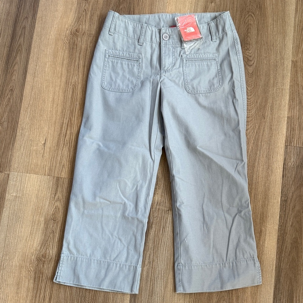 NWT The North Face Alloy Gray Cropped Capri Low Rise Pants Size 4